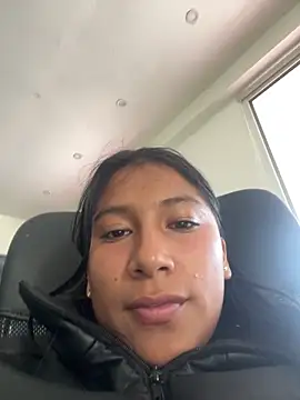 LinnaGardenia online show from October 21, 6:12 pm