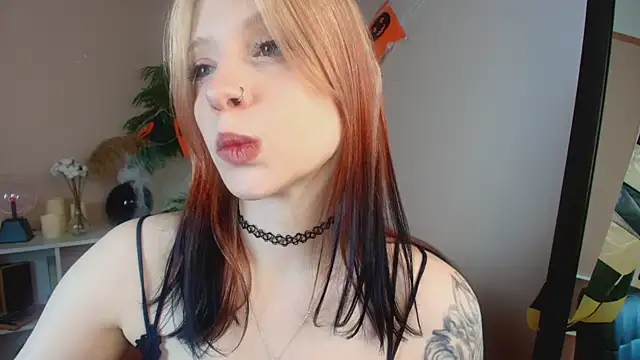 arielabradberry online show from October 22, 3:17 pm