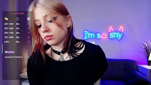 arielabradberry online show from October 16, 3:25 pm