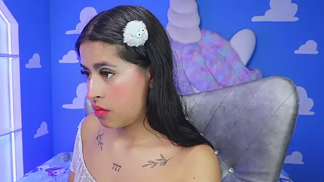 miss   anya online show from November 24, 11:01 am