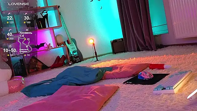 Inchcaser  online show from March 13, 12:02 am