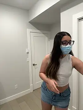 jAsMinE678 online show from April 9, 3:06 pm