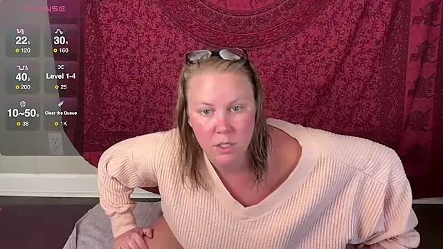 GlitterKitty108 online show from October 24, 1:07 pm