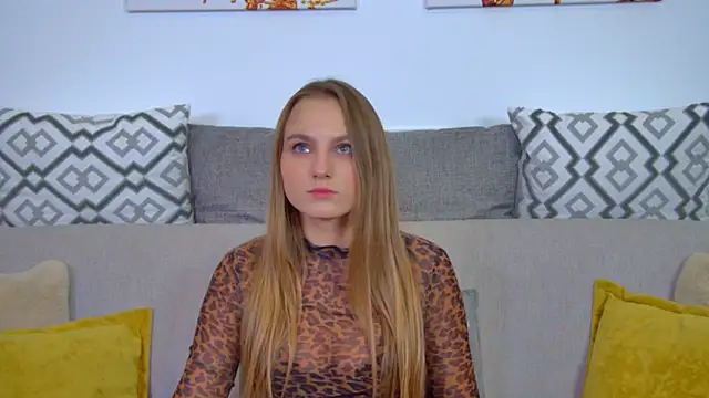 MelissaMelrey online show from December 2, 9:10 am