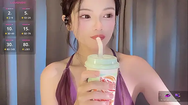 --xixi-- online show from March 6, 9:21 pm