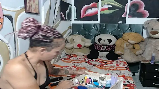 manzanahot9 online show from January 19, 7:48 am