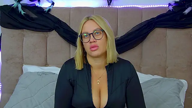 MariaNeumann online show from October 30, 6:38 am