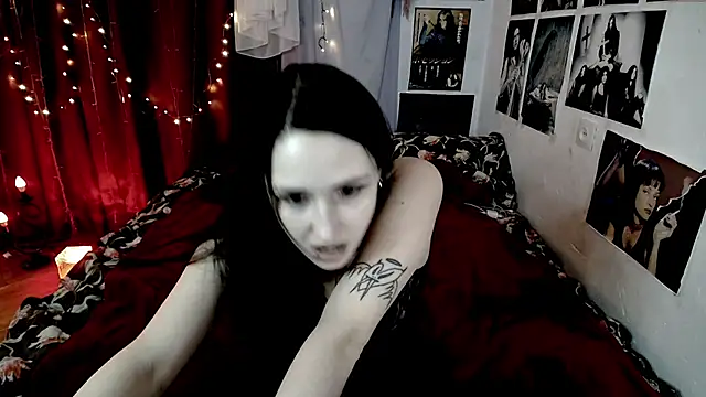 Tricky Vicky666 online show from January 11, 12:15 am