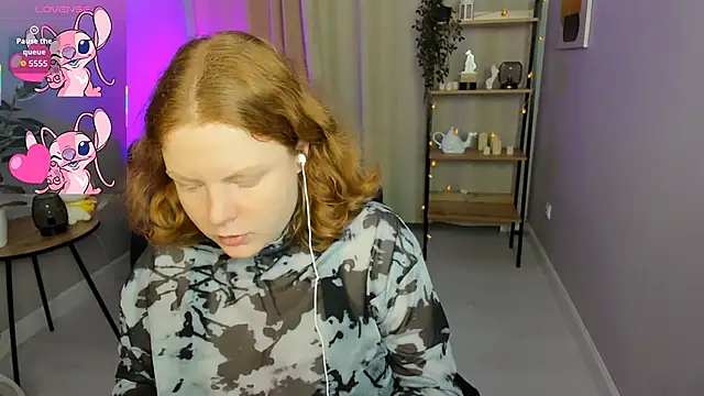 Cassie xKiss online show from November 11, 8:50 pm