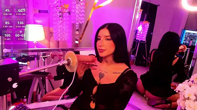 Leiaa  online show from November 23, 6:49 am