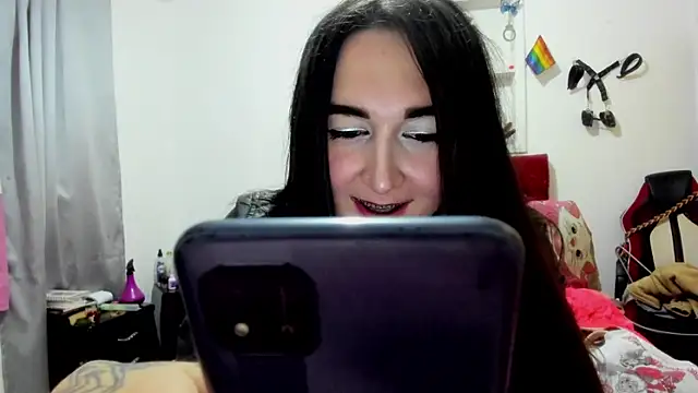 Sweet-Suck69 online show from May 8, 9:12 am