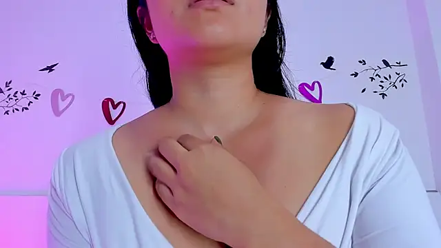 ayheleensexygirl1 online show from February 28, 9:25 pm