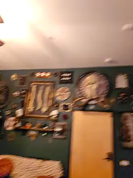 Snapshot of Avaivory chatting on October 23, 7:53 pm Avaivory online show from October 23, 7:53 pm