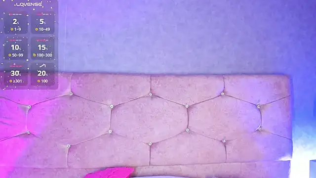 Snapshot of lunar_leen chatting on September 19, 9:14 pm lunar leen online show from September 19, 9:14 pm