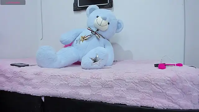 liz 25b online show from November 5, 3:23 am