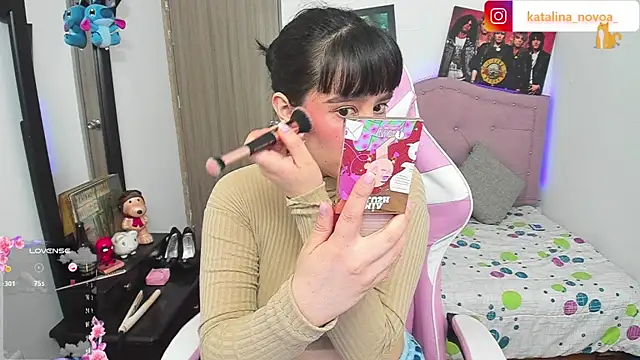 Katalina novoa online show from February 3, 3:04 am