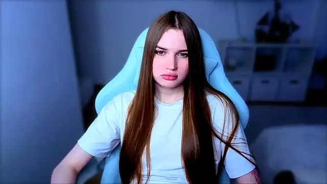 StellaLawless online show from December 14, 8:03 pm