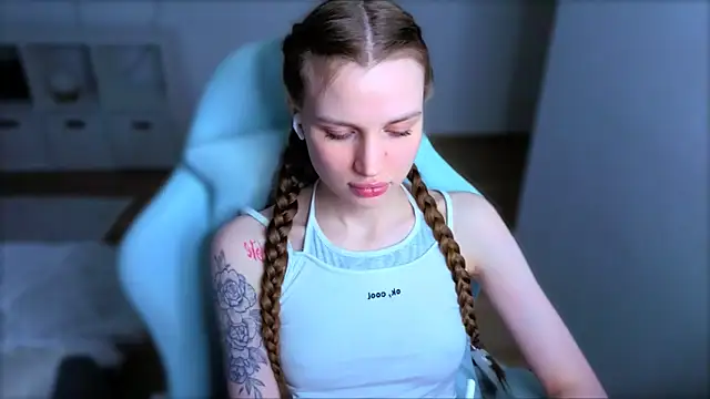 StellaLawless online show from March 29, 7:46 pm