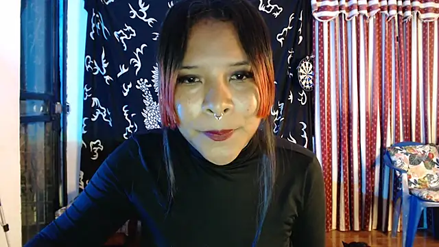 Snapshot of Kimber_666 chatting on October 21, 12:36 am Kimber 666 online show from October 21, 12:36 am