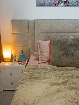 valecruz903 online show from September 12, 3:52 pm