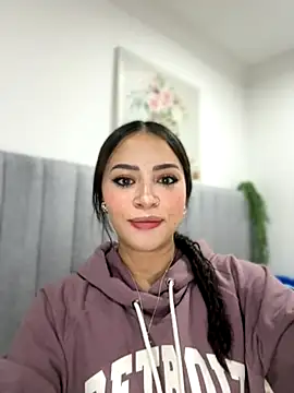 Snapshot of abbymnd chatting on October 22, 10:48 pm abbymnd online show from October 22, 10:48 pm