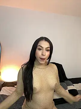 Vonmodel1 online show from April 25, 1:03 pm