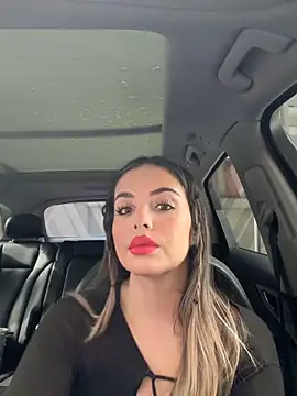 Alirawrz online show from November 19, 1:44 pm