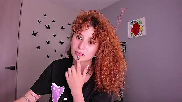 valentina 27 online show from July 7, 3:31 am