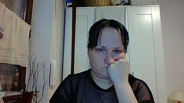  squirty cum lady  online show from December 2, 6:21 pm