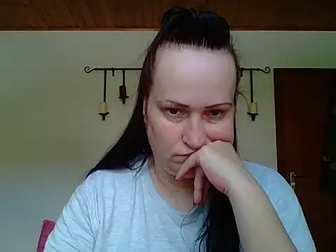  squirty cum lady  online show from September 14, 10:24 am