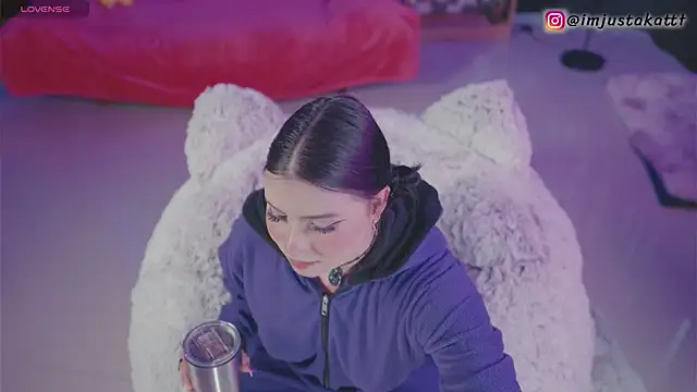 sensualkattt online show from November 6, 1:28 pm