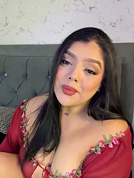 Brhiana Williamms online show from June 14, 2:17 pm