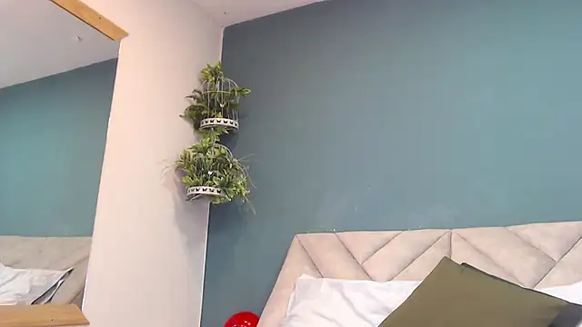 SharisWillian online show from February 19, 3:39 am