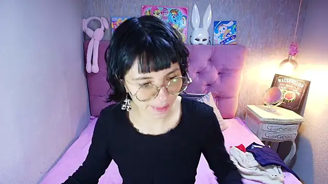 charlottemoonxz online show from March 16, 6:56 pm