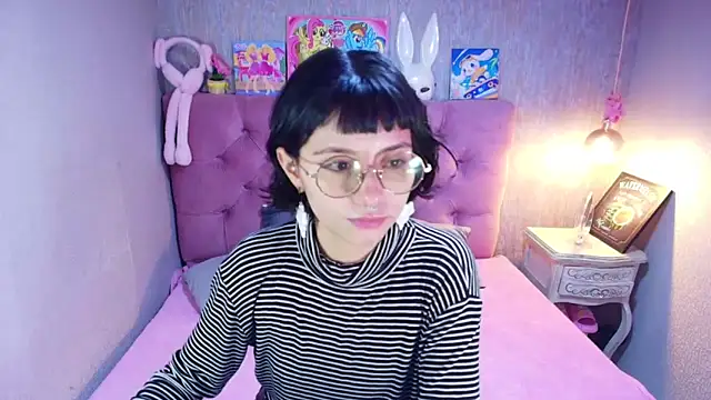 charlottemoonxz online show from March 2, 6:47 pm