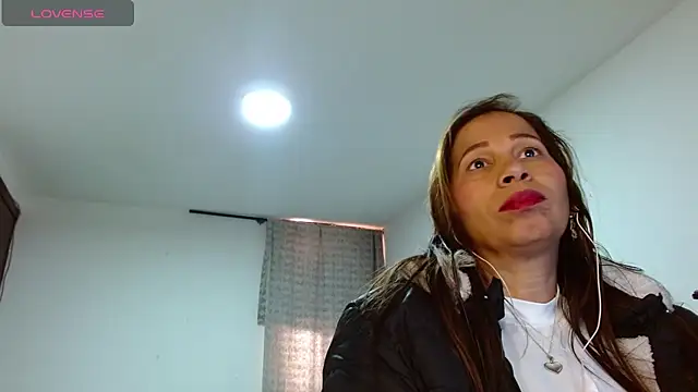 CaroMasha online show from May 4, 8:34 pm