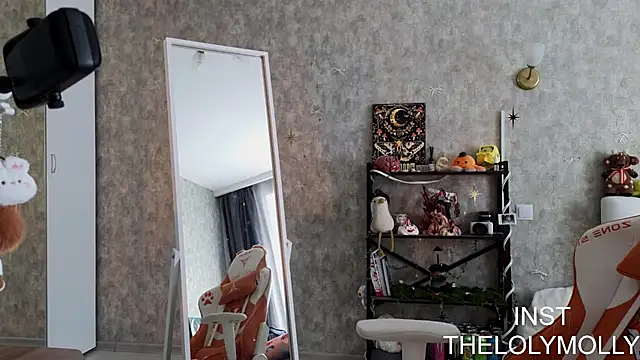 LolyMolli online show from June 19, 10:41 am