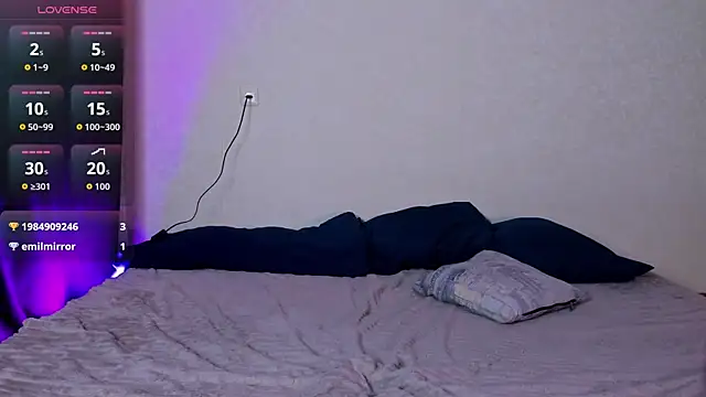 puredesire  online show from September 18, 12:58 pm