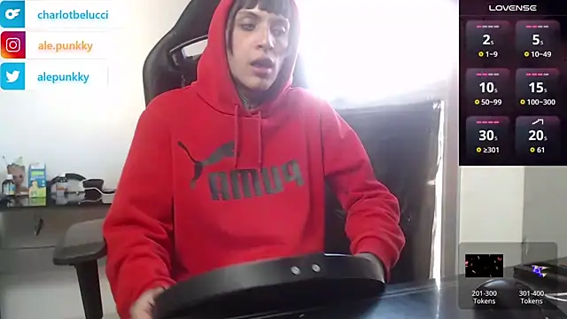 charlotbelucci  online show from October 23, 8:37 pm