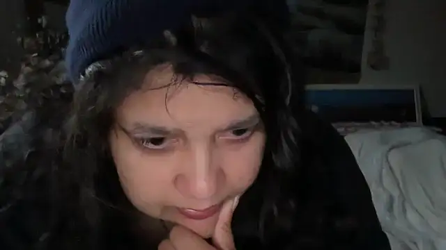 MelanieFawker online show from October 27, 2:34 pm