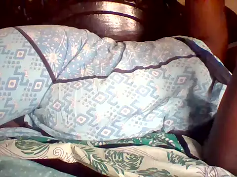 missarpie online show from April 3, 8:29 pm