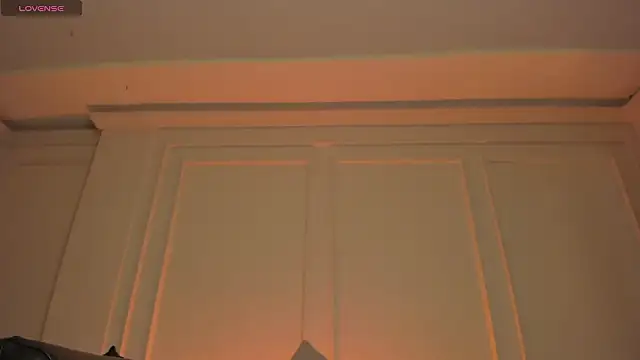 AliceHarper  online show from February 3, 11:18 pm