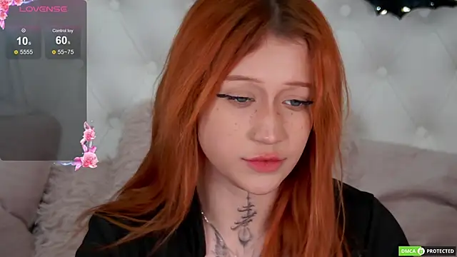 Snapshot of Eva_Cramer chatting on October 14, 1:46 pm Eva Cramer online show from October 14, 1:46 pm