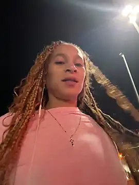 Snapshot of Shuggabutt chatting on September 20, 2:54 am Shuggabutt online show from September 20, 2:54 am