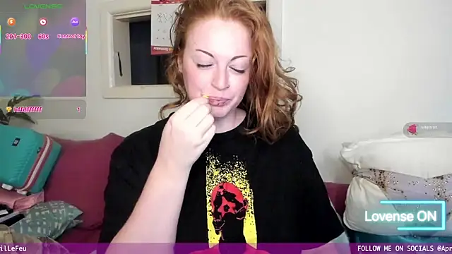 aaprill online show from February 9, 8:27 am