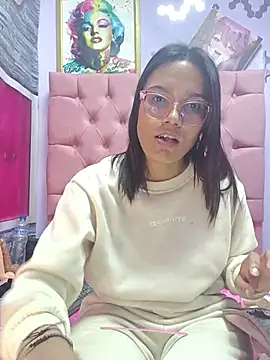 Yaumiko online show from November 10, 11:27 am