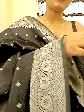 Divya girl online show from November 20, 5:30 am