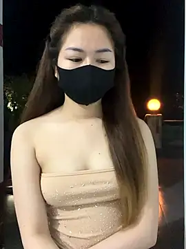 BabyThree  online show from November 28, 2:31 pm