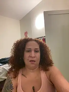 ladycreamypr2 online show from February 19, 3:28 am