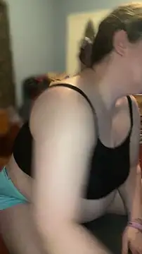 velvetta  online show from April 19, 3:50 am